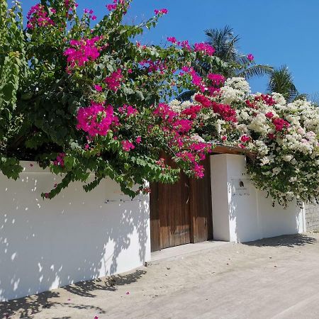 Holiday Cottage Thoddoo, Maldives Екстериор снимка